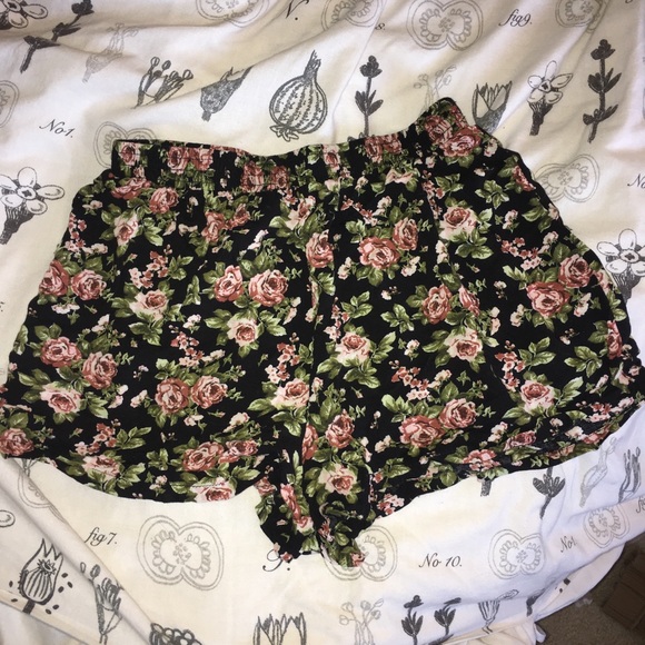 Floral Forever 21 Short/Skirt - Picture 1 of 2